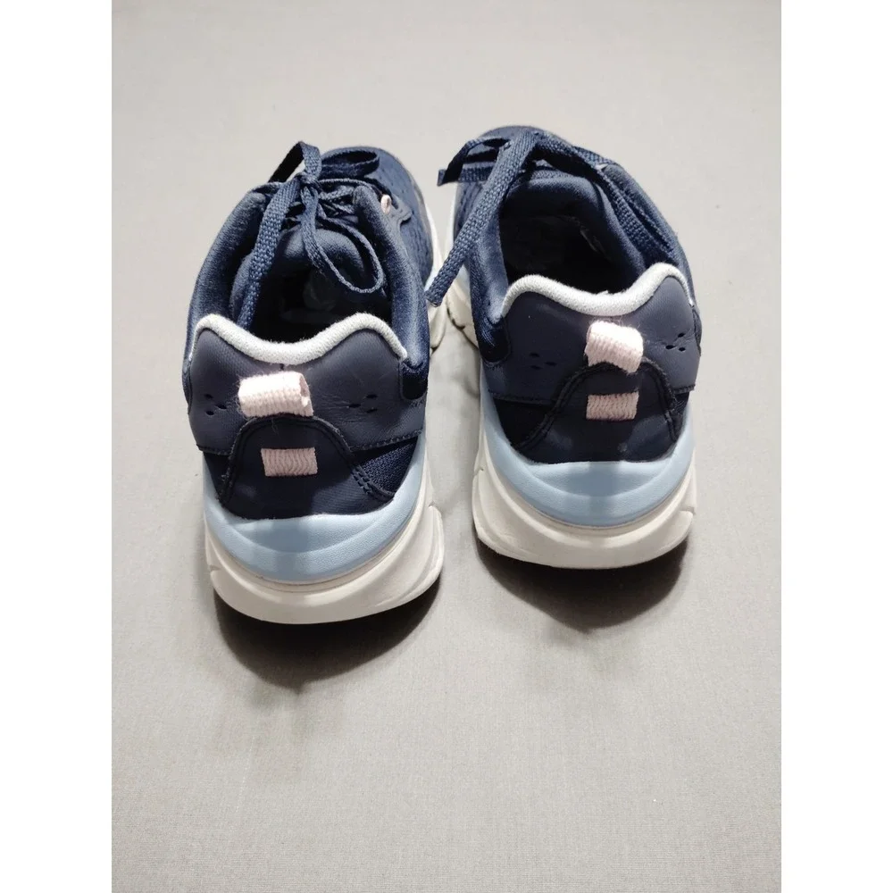 Skechers lux walker